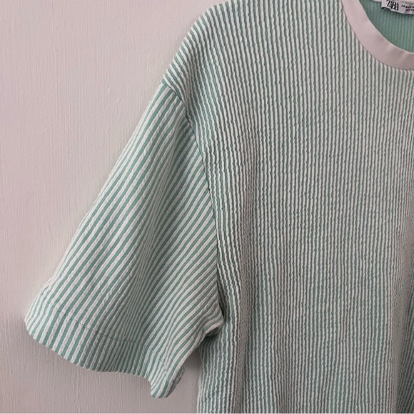 Zara Men’s Short Sleeve Tee Mint Green White Vertical Stripes Men’s M - Picture 2 of 6